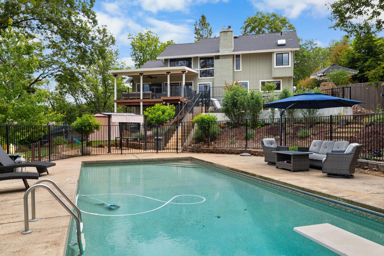 Detail Gallery Image 69 of 90 For 3379 Paloran Ct, Shingle Springs,  CA 95682 - 4 Beds | 3 Baths