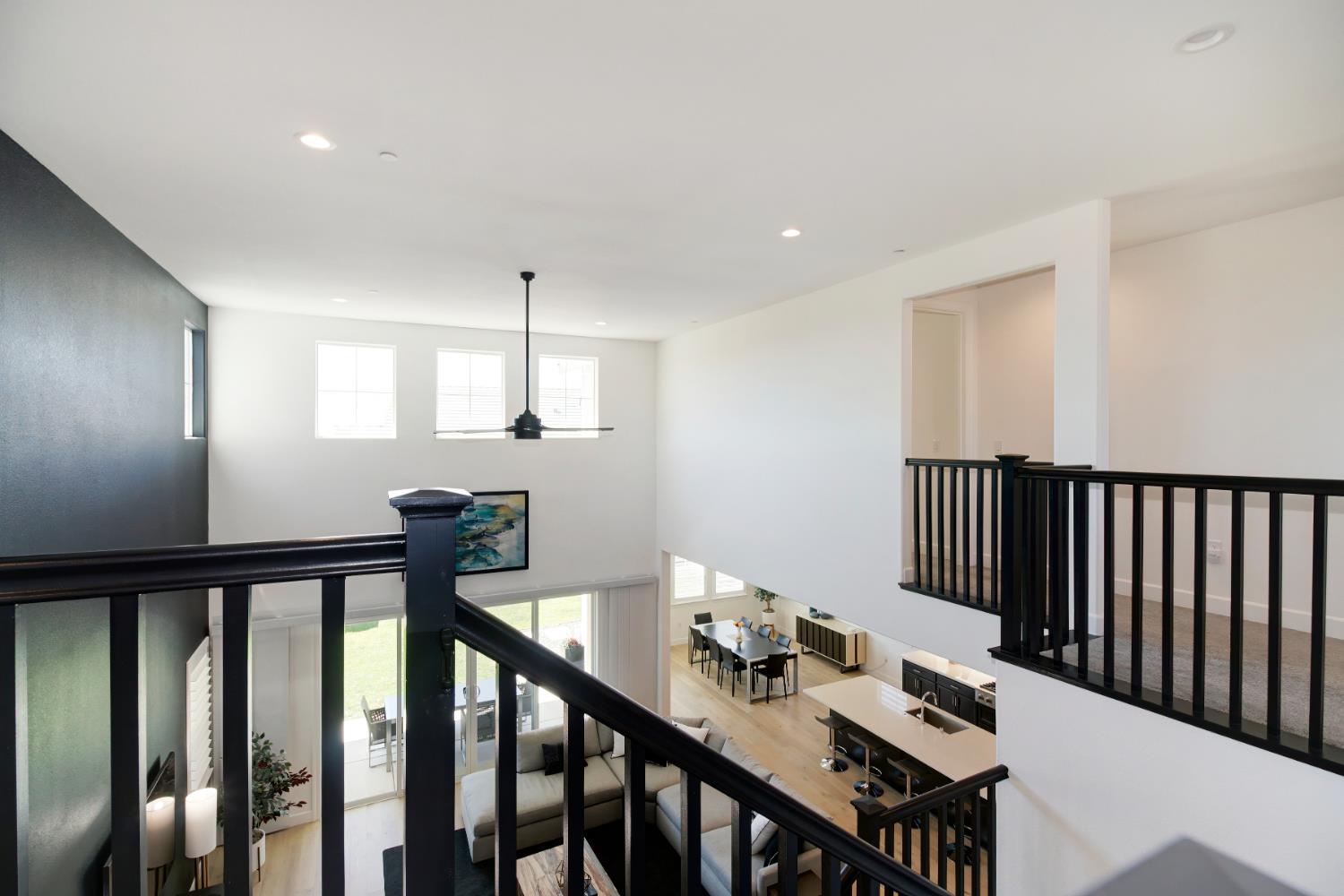 Detail Gallery Image 25 of 69 For 12818 Mission Peak Way, Rancho Cordova,  CA 95742 - 5 Beds | 4/1 Baths