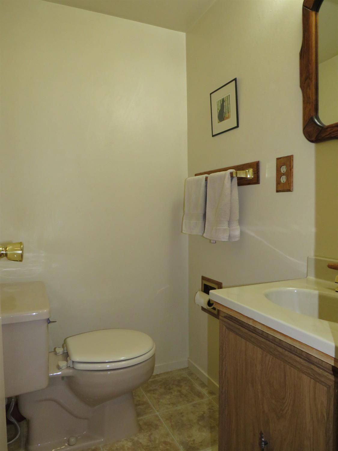 Detail Gallery Image 28 of 52 For 465 Alpine Dr, Colfax,  CA 95713 - 3 Beds | 1/1 Baths