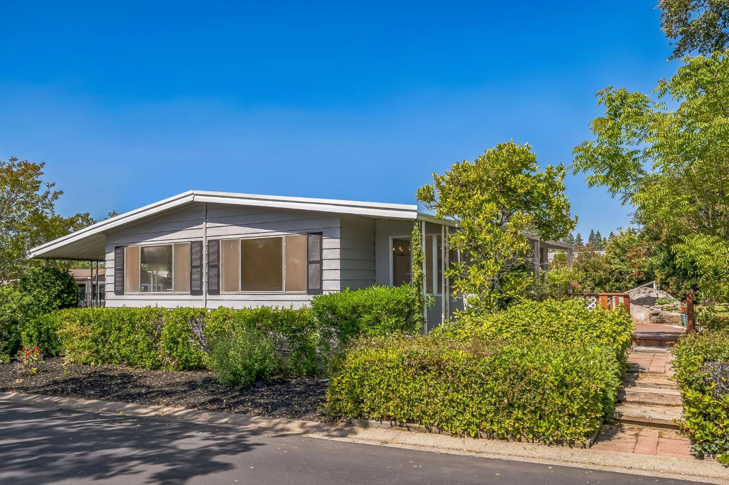 Detail Gallery Image 9 of 29 For 440 Nugget, Folsom,  CA 95630 - 2 Beds | 2 Baths