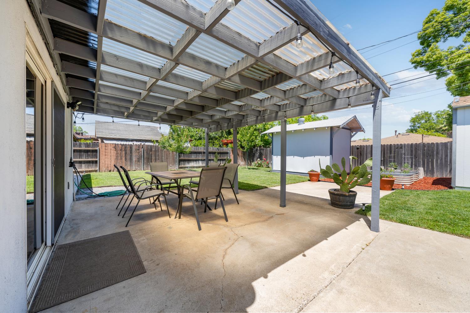 Detail Gallery Image 24 of 38 For 1136 Hampton Rd, Sacramento,  CA 95864 - 3 Beds | 1 Baths