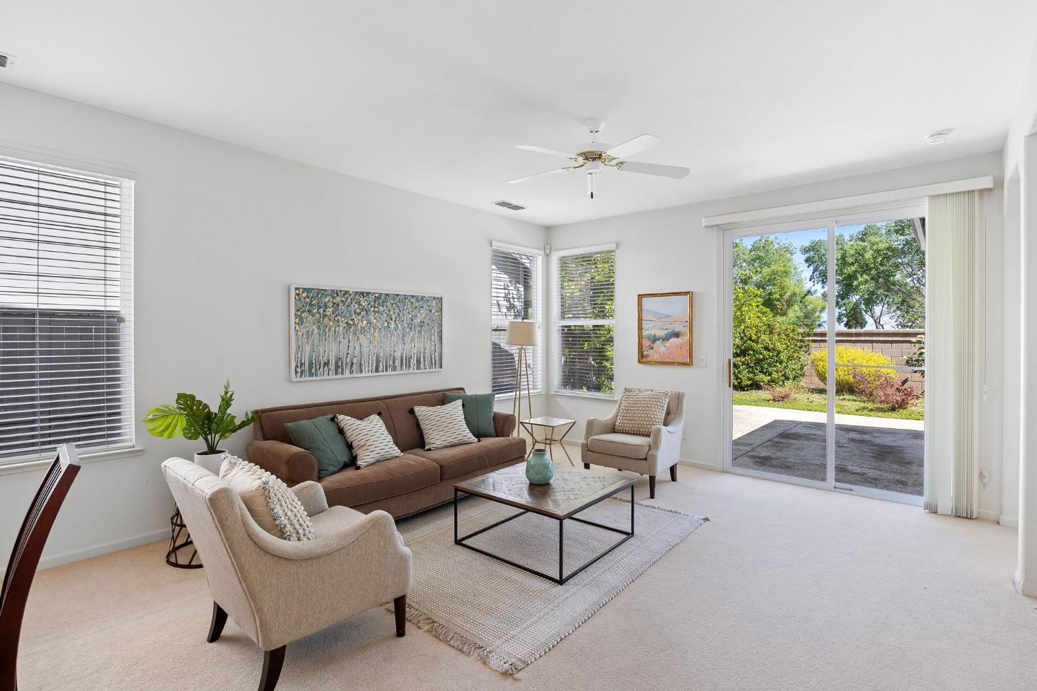 Detail Gallery Image 21 of 66 For 2339 Ryedale Ln, Sacramento,  CA 95835 - 2 Beds | 2 Baths