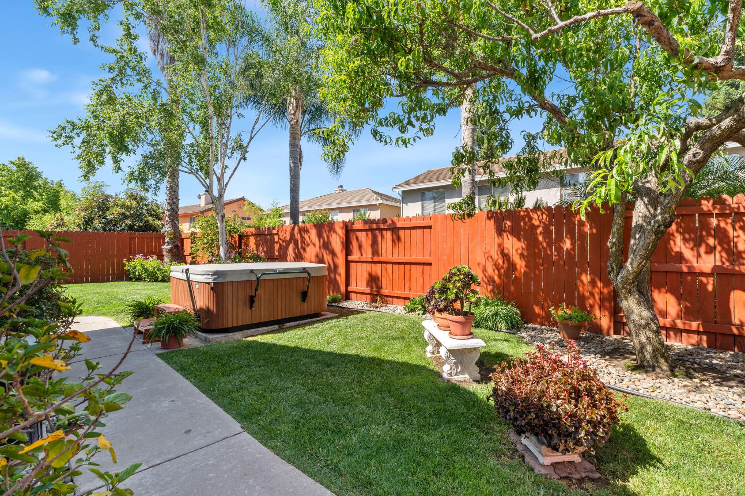 Detail Gallery Image 25 of 26 For 60 Groth Cir, Sacramento,  CA 95834 - 3 Beds | 2 Baths