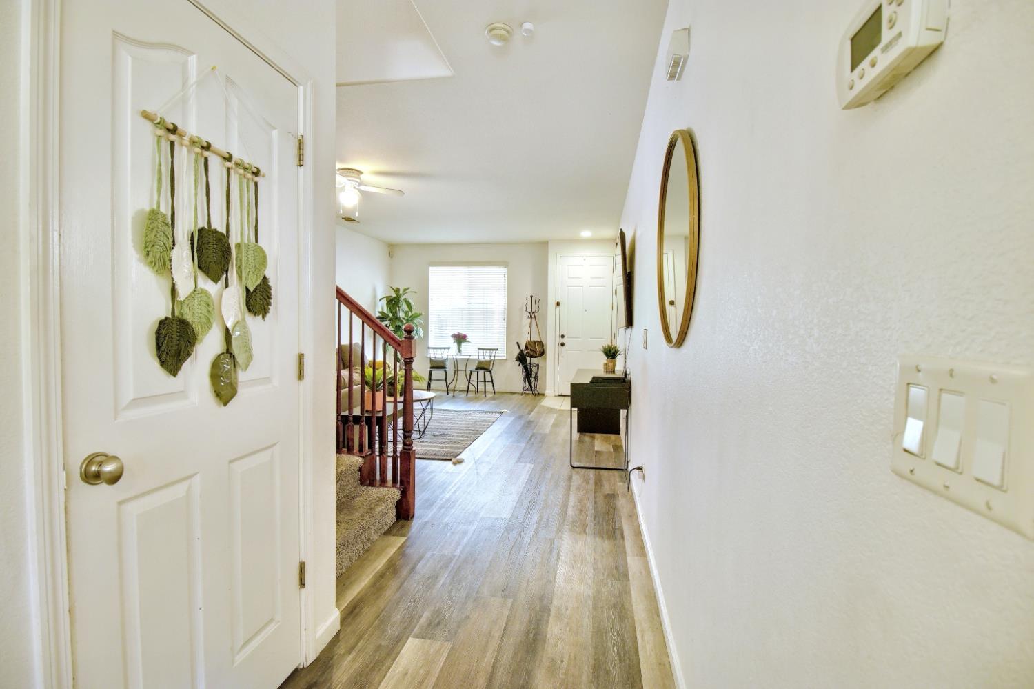 Detail Gallery Image 11 of 23 For 10849 Iris Bloom Dr, Stockton,  CA 95209 - 5 Beds | 3 Baths