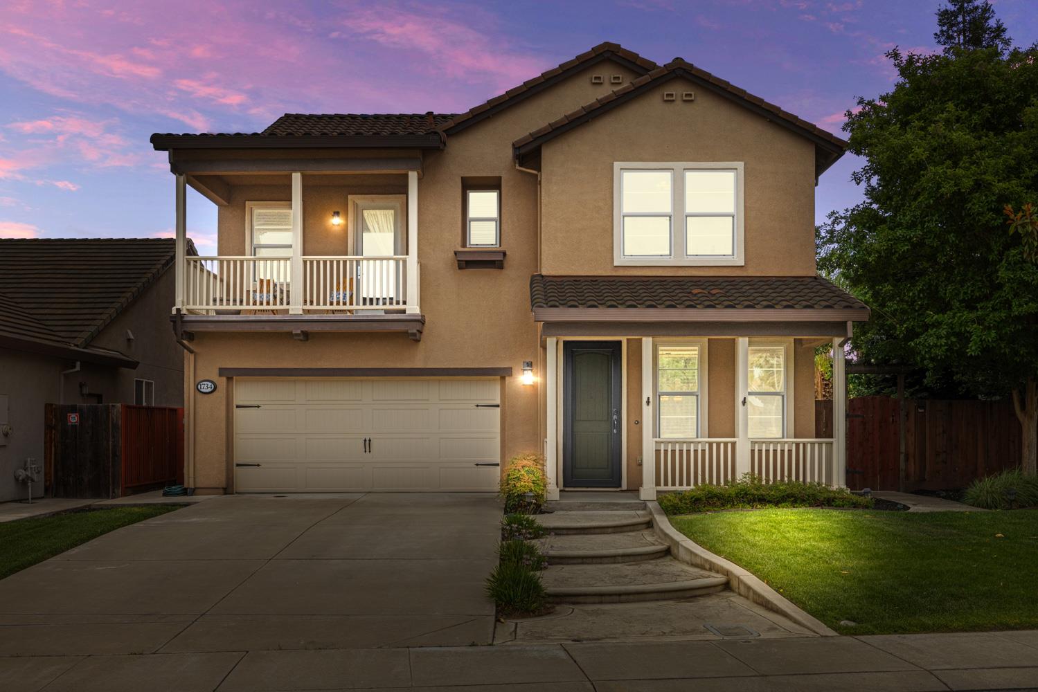 Detail Gallery Image 2 of 76 For 1734 Bandoni Ln, Manteca,  CA 95337 - 4 Beds | 3/1 Baths
