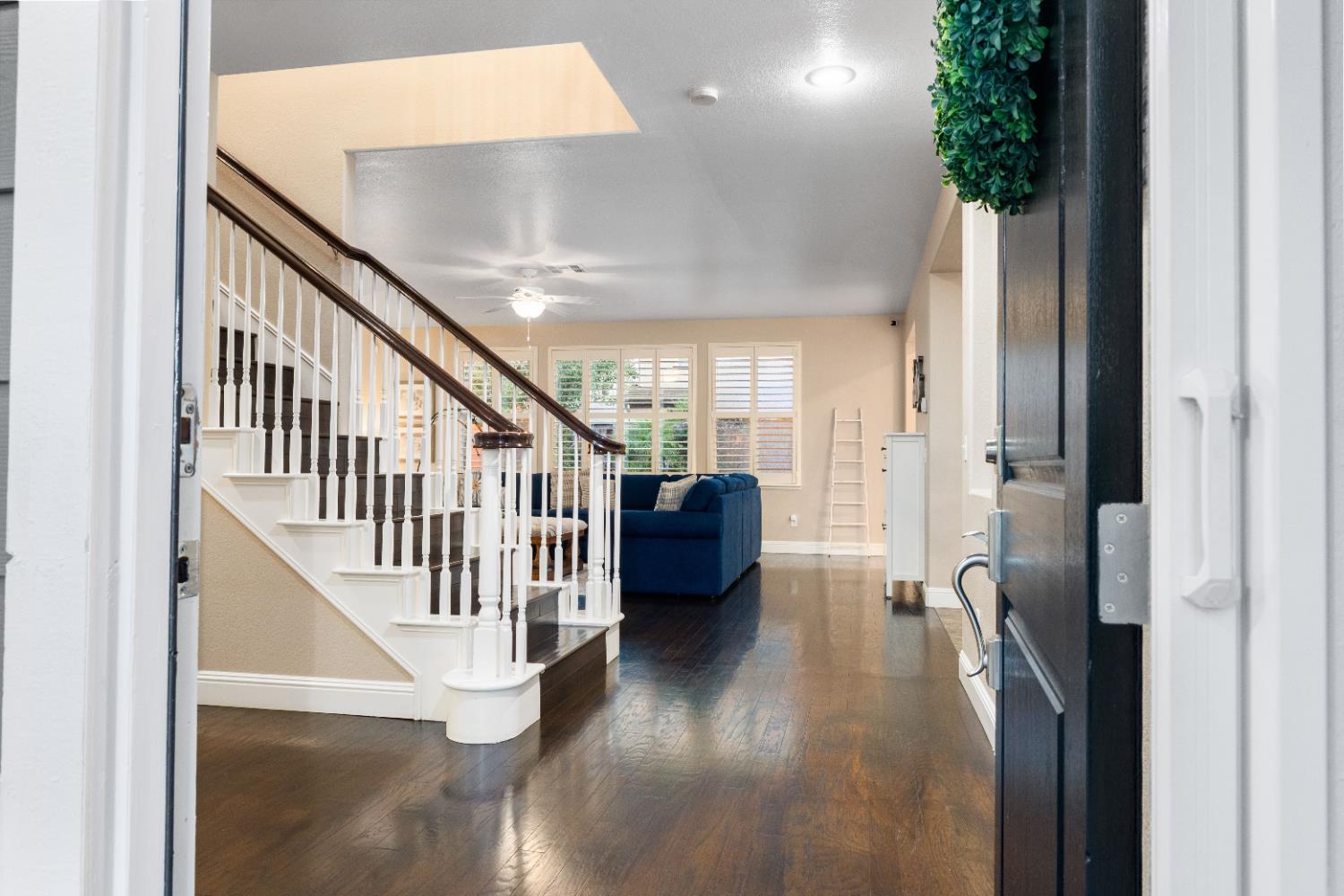 Detail Gallery Image 9 of 51 For 2240 Katzakian Way, Lodi,  CA 95242 - 4 Beds | 2/1 Baths