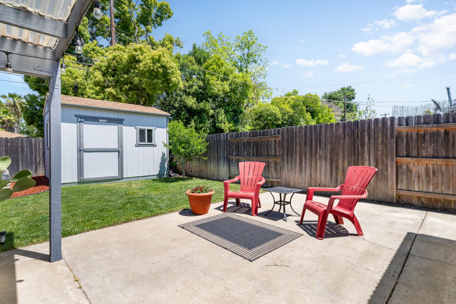 Detail Gallery Image 25 of 38 For 1136 Hampton Rd, Sacramento,  CA 95864 - 3 Beds | 1 Baths