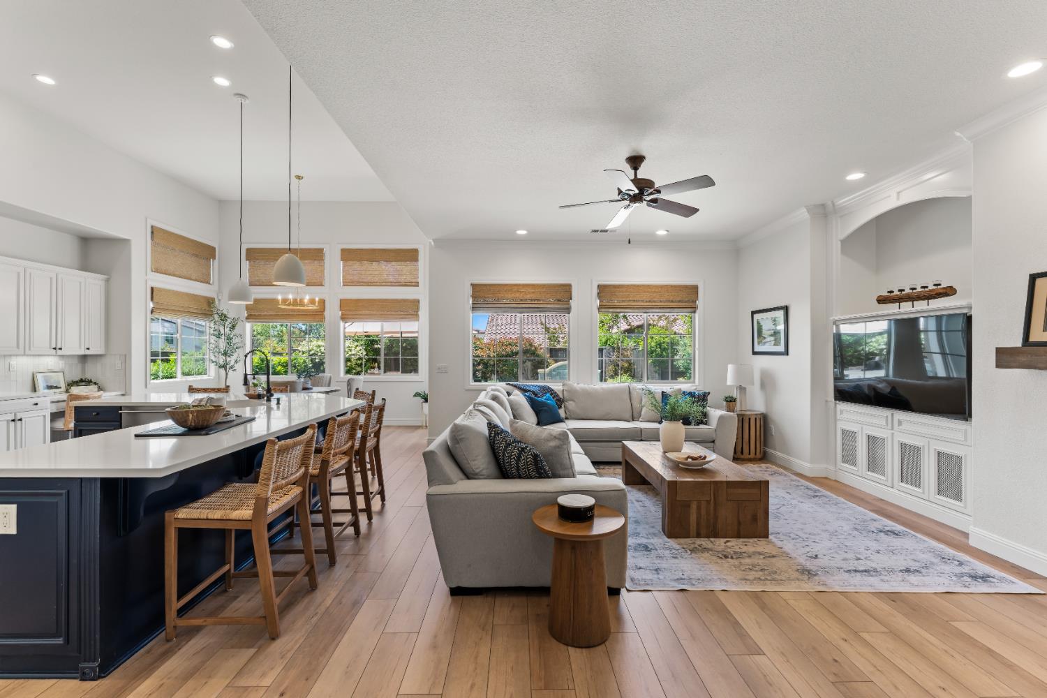 Orsay Way, El Dorado Hills, California image 14