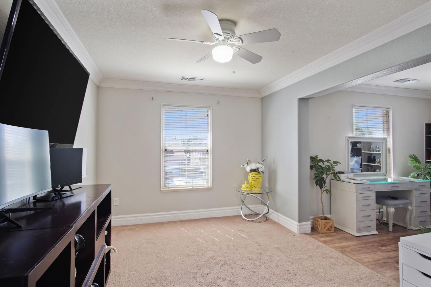 Detail Gallery Image 7 of 47 For 4885 Dandelion Loop, Tracy,  CA 95377 - 4 Beds | 2/1 Baths