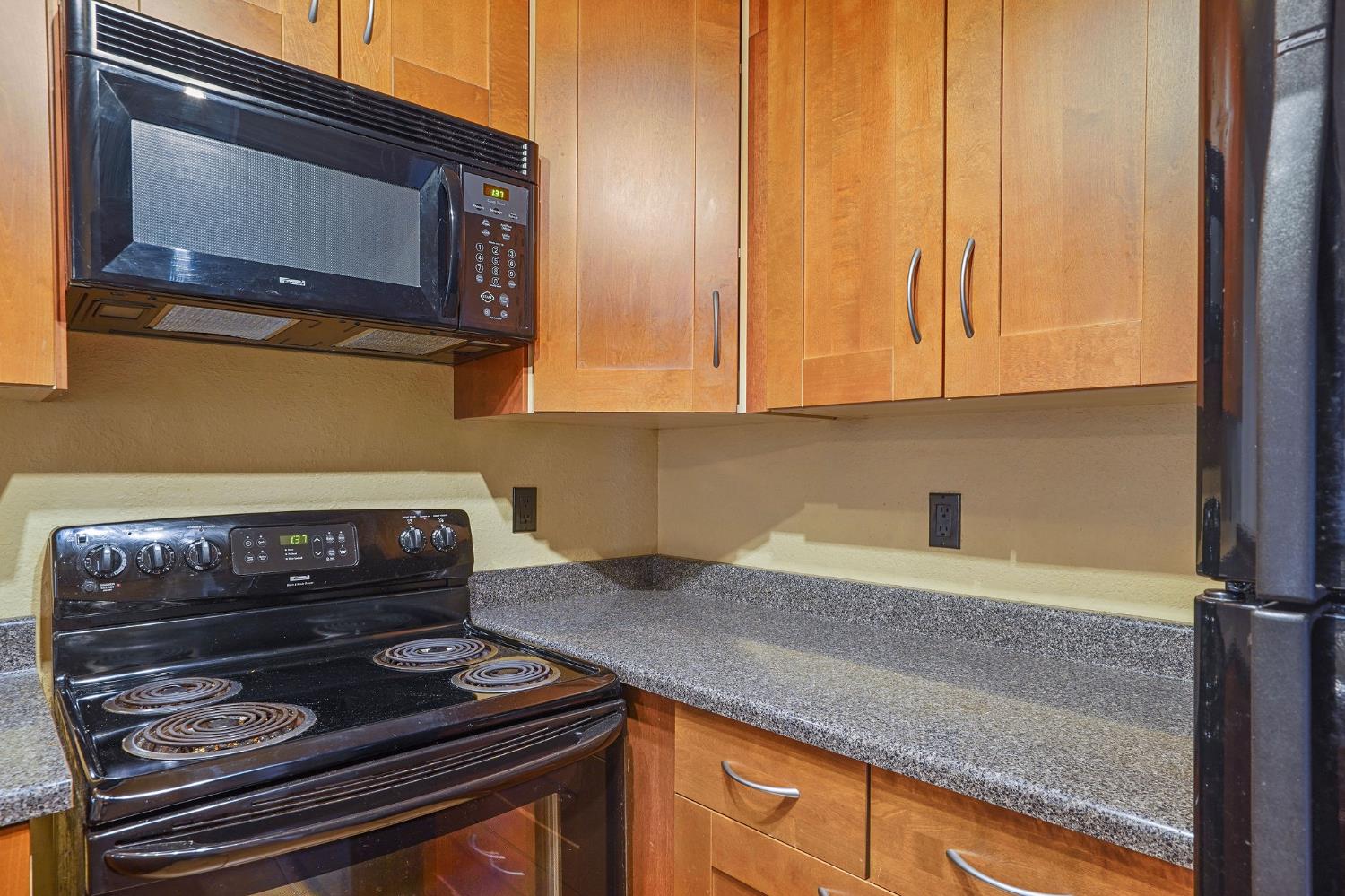 Photo #11: 225063019 Listing: Photo #11