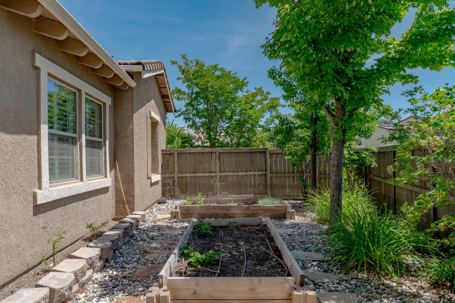 Orsay Way, El Dorado Hills, California image 44