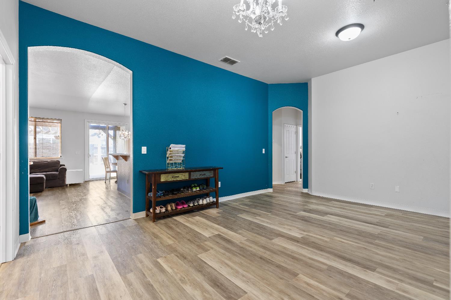 Detail Gallery Image 7 of 36 For 1795 Sea Side Ct, Plumas Lake,  CA 95961 - 4 Beds | 2 Baths