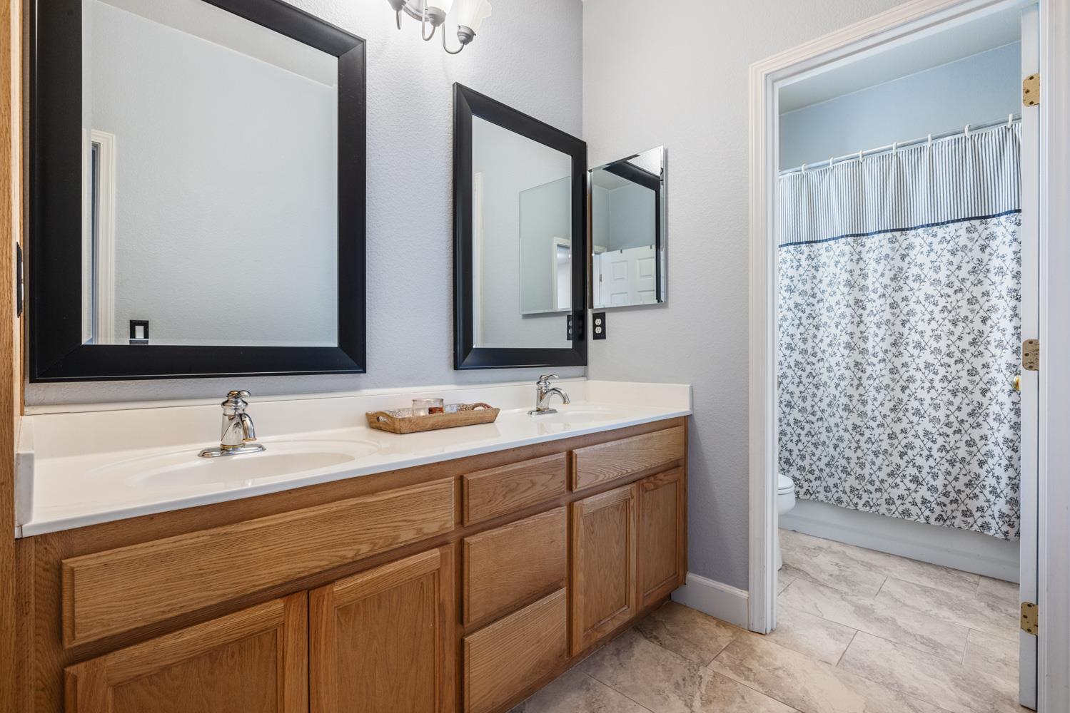 Detail Gallery Image 48 of 67 For 2550 Garazi, Tracy,  CA 95304 - 5 Beds | 3/2 Baths