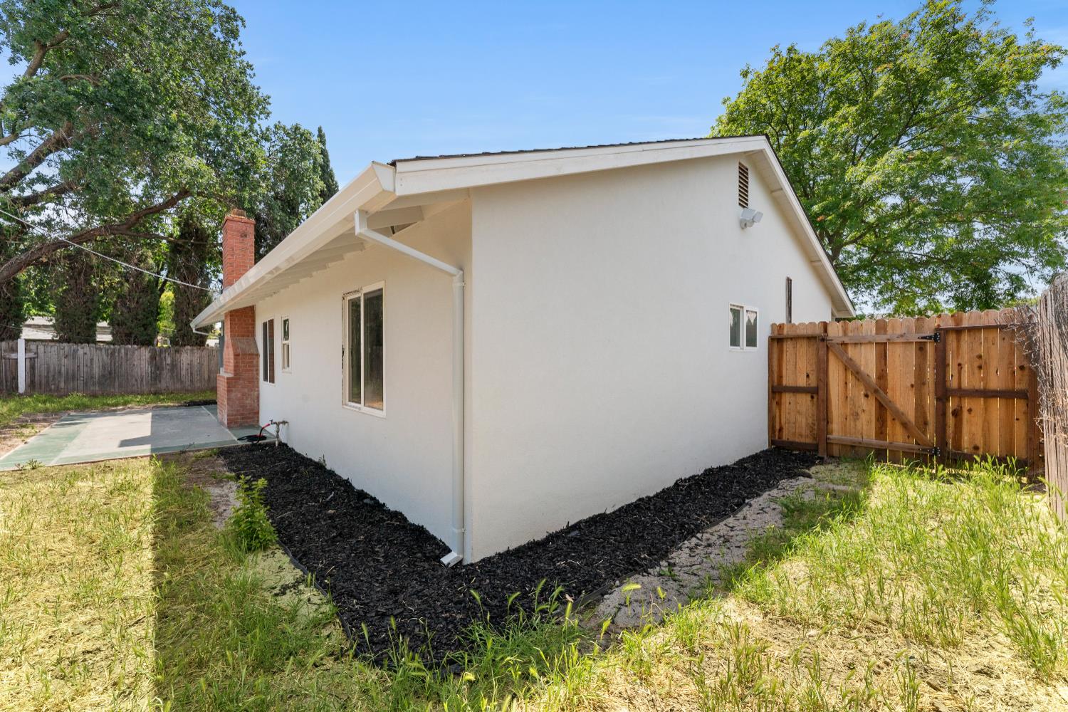 Detail Gallery Image 44 of 49 For 6716 Superior, North Highlands,  CA 95660 - 3 Beds | 2 Baths