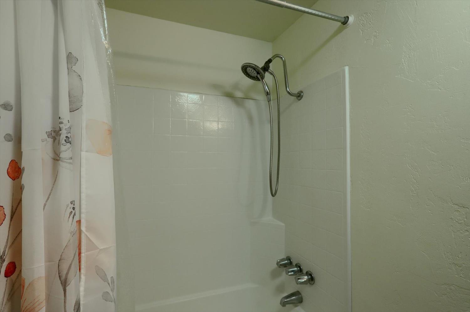 Detail Gallery Image 31 of 65 For 18386 Piper Ln, Penn Valley,  CA 95946 - 3 Beds | 2 Baths