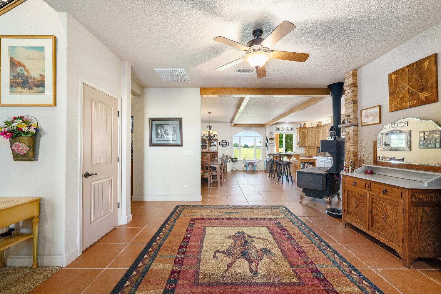 Detail Gallery Image 12 of 89 For 15605 Johnson Rd, Red Bluff,  CA 96080 - 4 Beds | 4 Baths