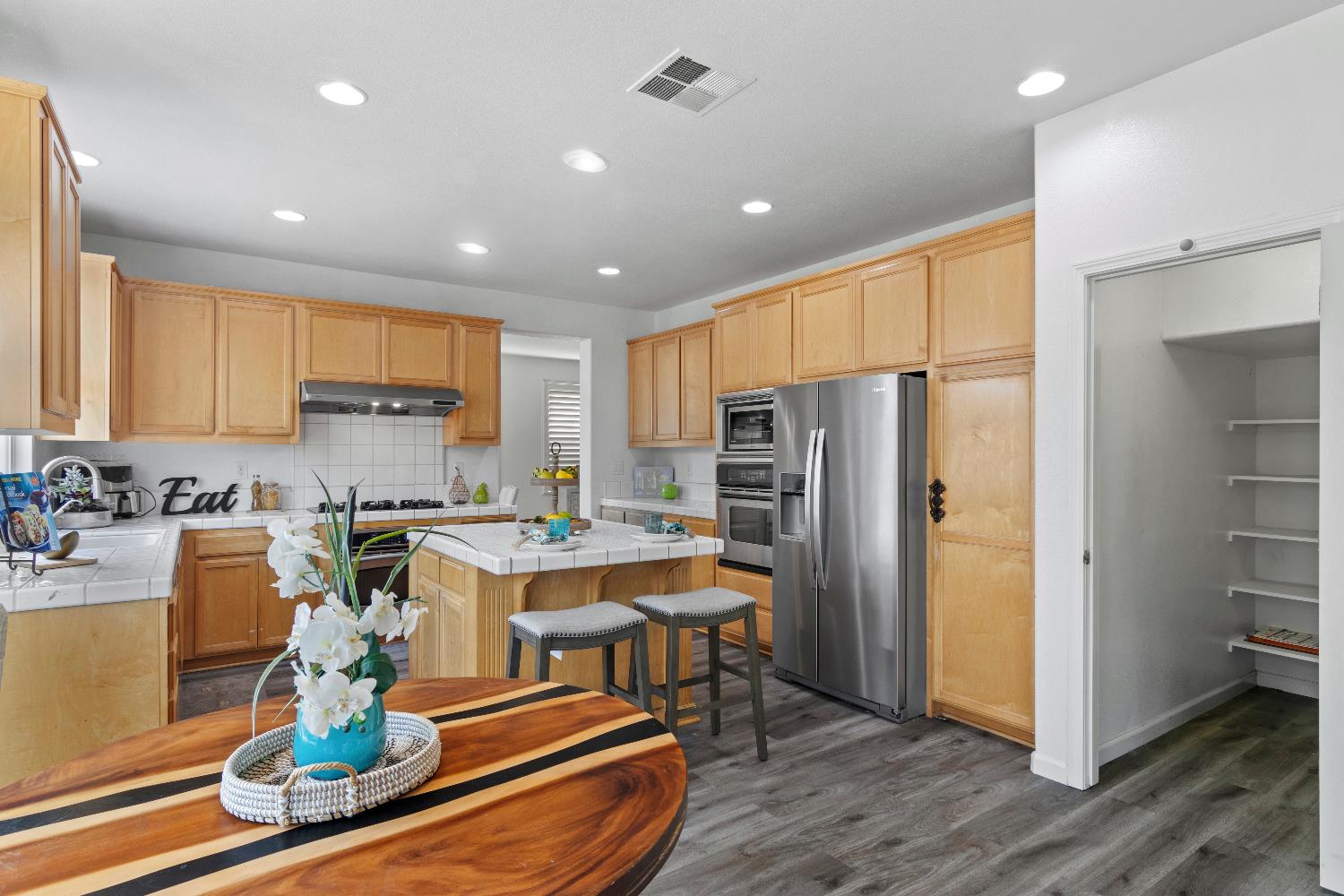 Detail Gallery Image 19 of 65 For 2726 Marshall Ct, Tracy,  CA 95377 - 5 Beds | 4 Baths
