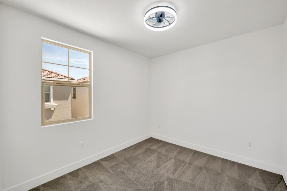 Detail Gallery Image 21 of 47 For 8836 Solo Way, Elk Grove,  CA 95757 - 3 Beds | 2/1 Baths