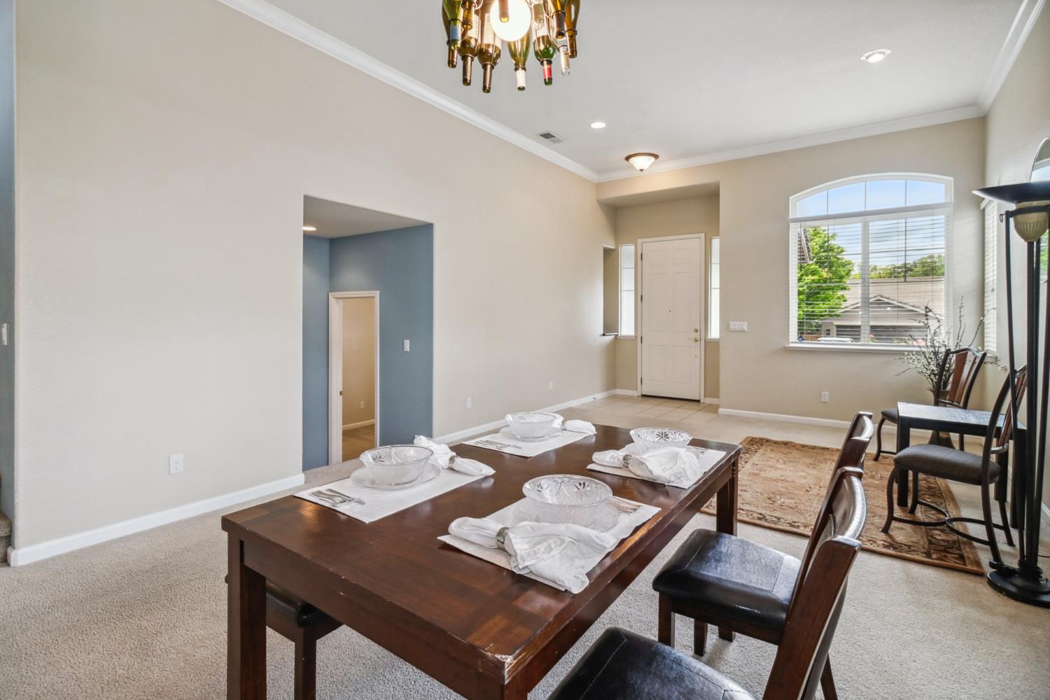 Detail Gallery Image 13 of 67 For 2039 Petruchio Way, Roseville,  CA 95661 - 4 Beds | 3 Baths