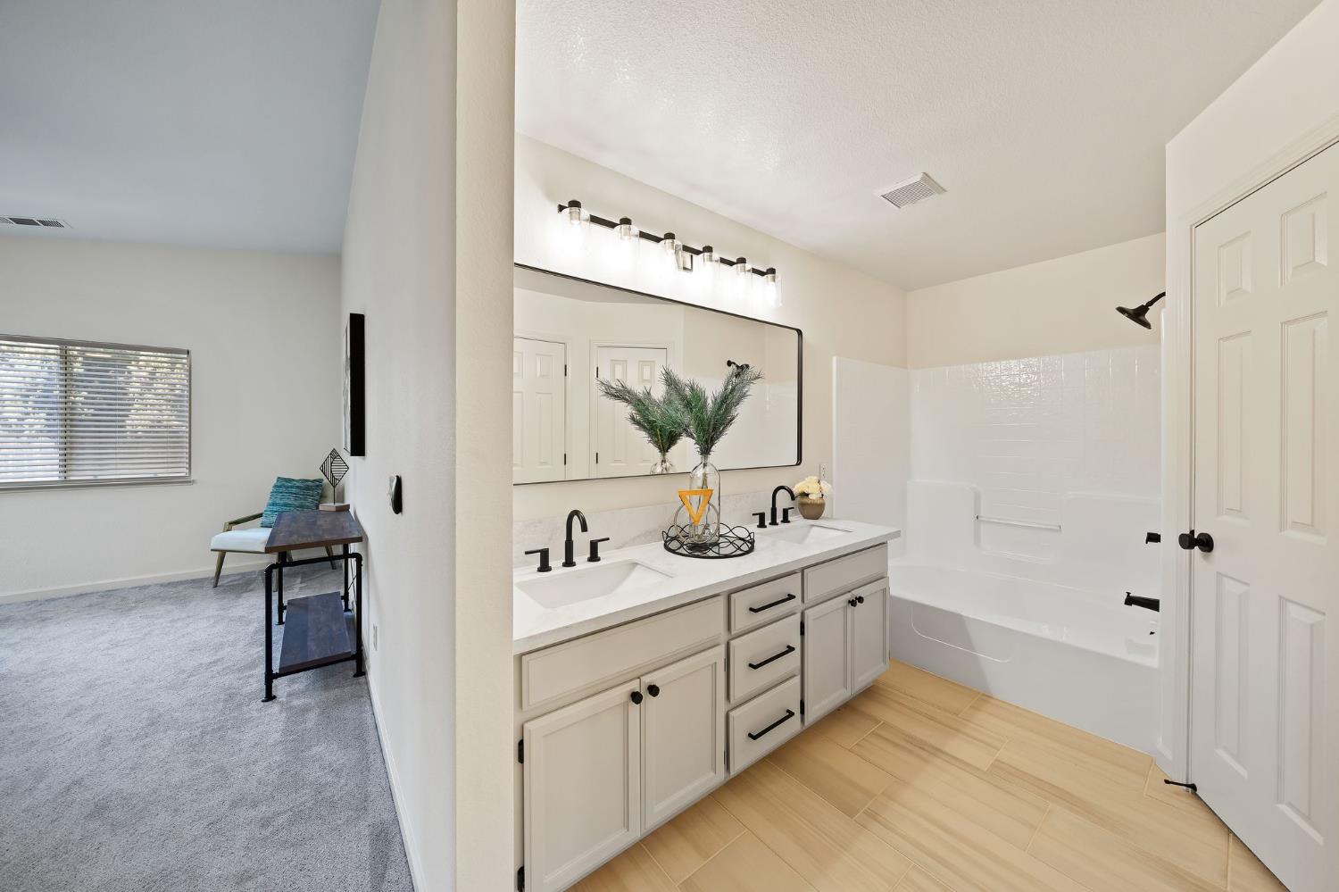 Detail Gallery Image 36 of 42 For 2167 Turtledove Ct, Lodi,  CA 95240 - 4 Beds | 2 Baths