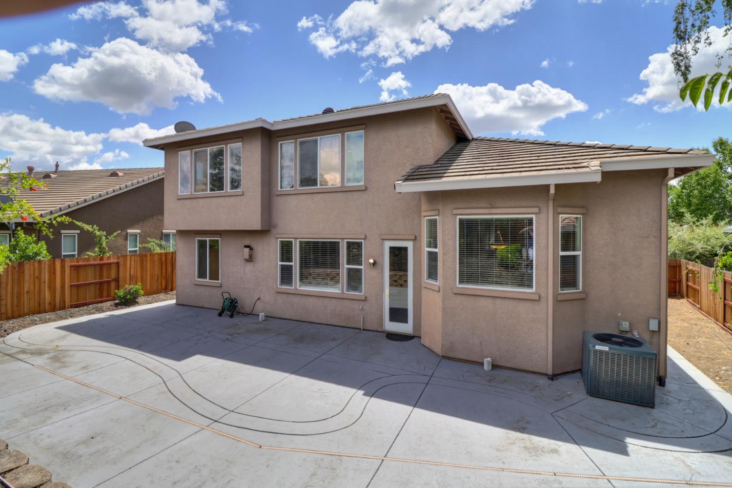Detail Gallery Image 65 of 67 For 2039 Petruchio Way, Roseville,  CA 95661 - 4 Beds | 3 Baths