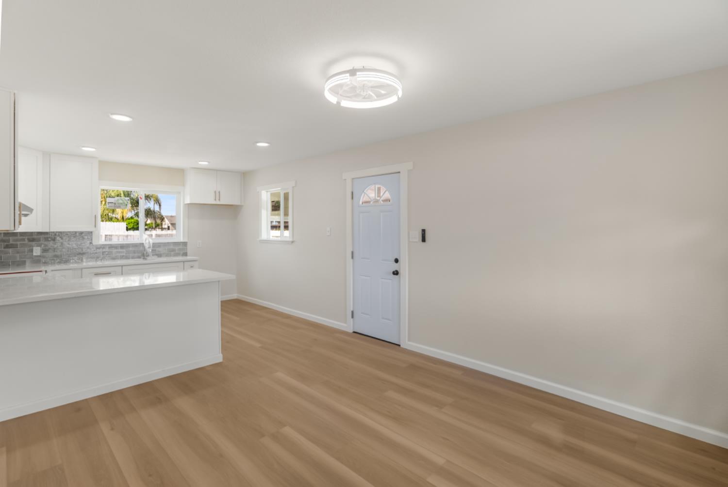 Detail Gallery Image 3 of 32 For 6301 Palmer Ave, Riverbank,  CA 95367 - 2 Beds | 1 Baths