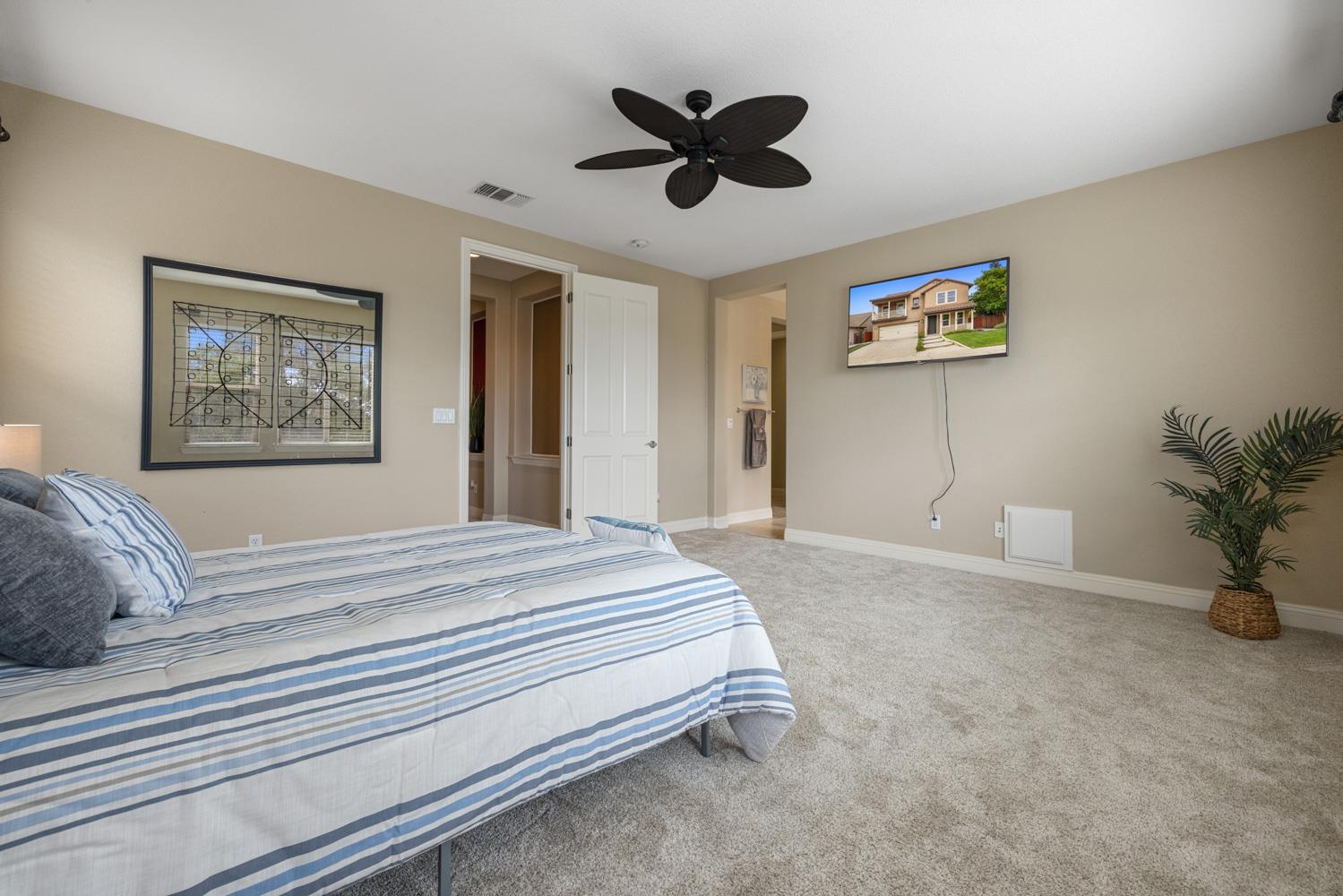 Detail Gallery Image 37 of 76 For 1734 Bandoni Ln, Manteca,  CA 95337 - 4 Beds | 3/1 Baths