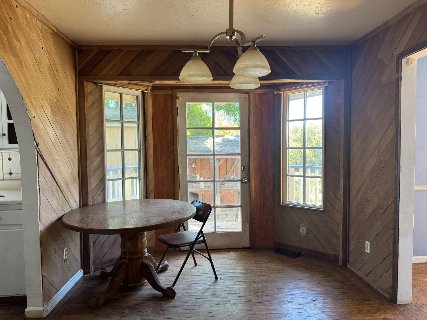Margarita Court, Coulterville, California image 8