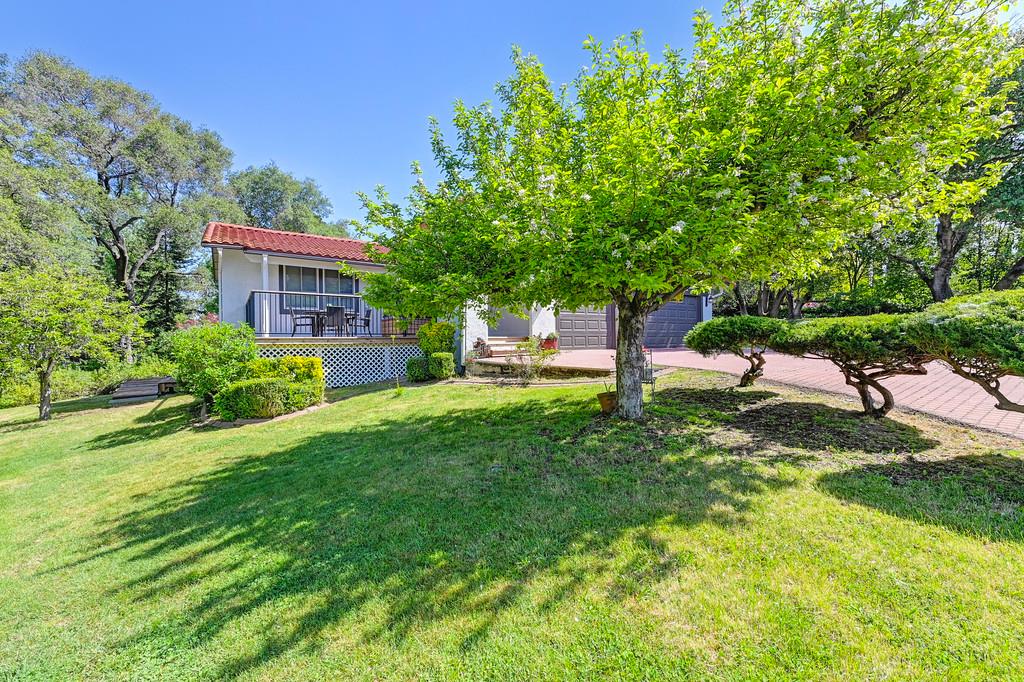 Detail Gallery Image 7 of 58 For 6895 Country Ct, Granite Bay,  CA 95746 - 4 Beds | 3 Baths