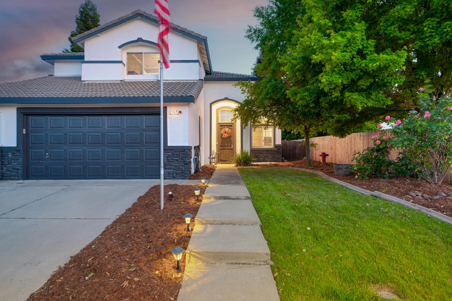 Detail Gallery Image 2 of 50 For 2865 Floradale Way, Lincoln,  CA 95648 - 4 Beds | 3 Baths
