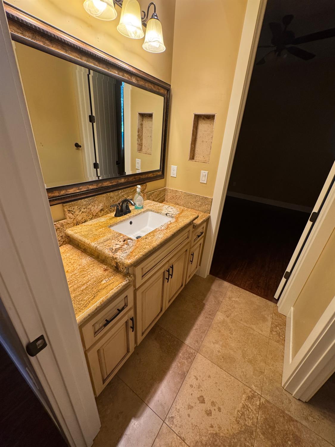 Detail Gallery Image 50 of 60 For 8856 Venikov Pl, Orangevale,  CA 95662 - 4 Beds | 3 Baths