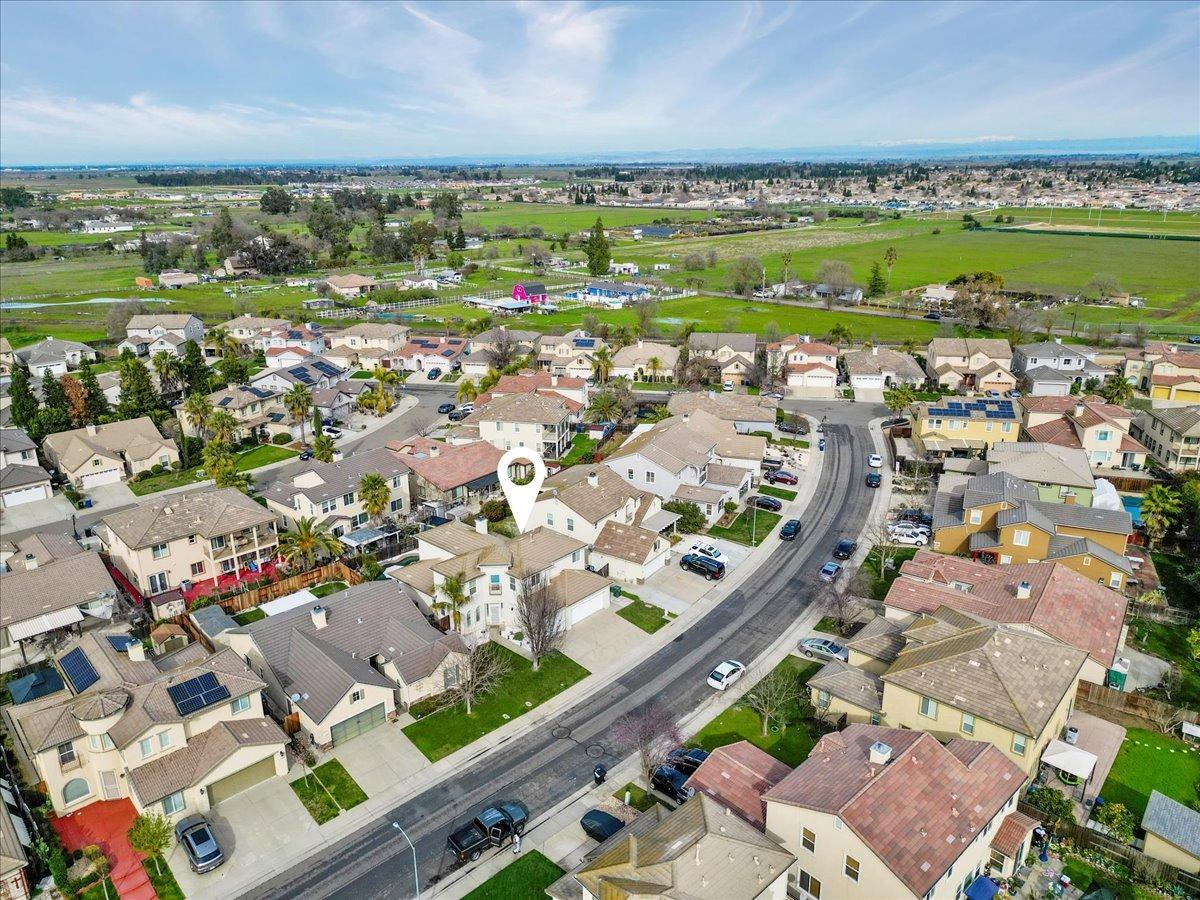 Detail Gallery Image 37 of 37 For 9733 Everbloom Way, Sacramento,  CA 95829 - 5 Beds | 2/1 Baths