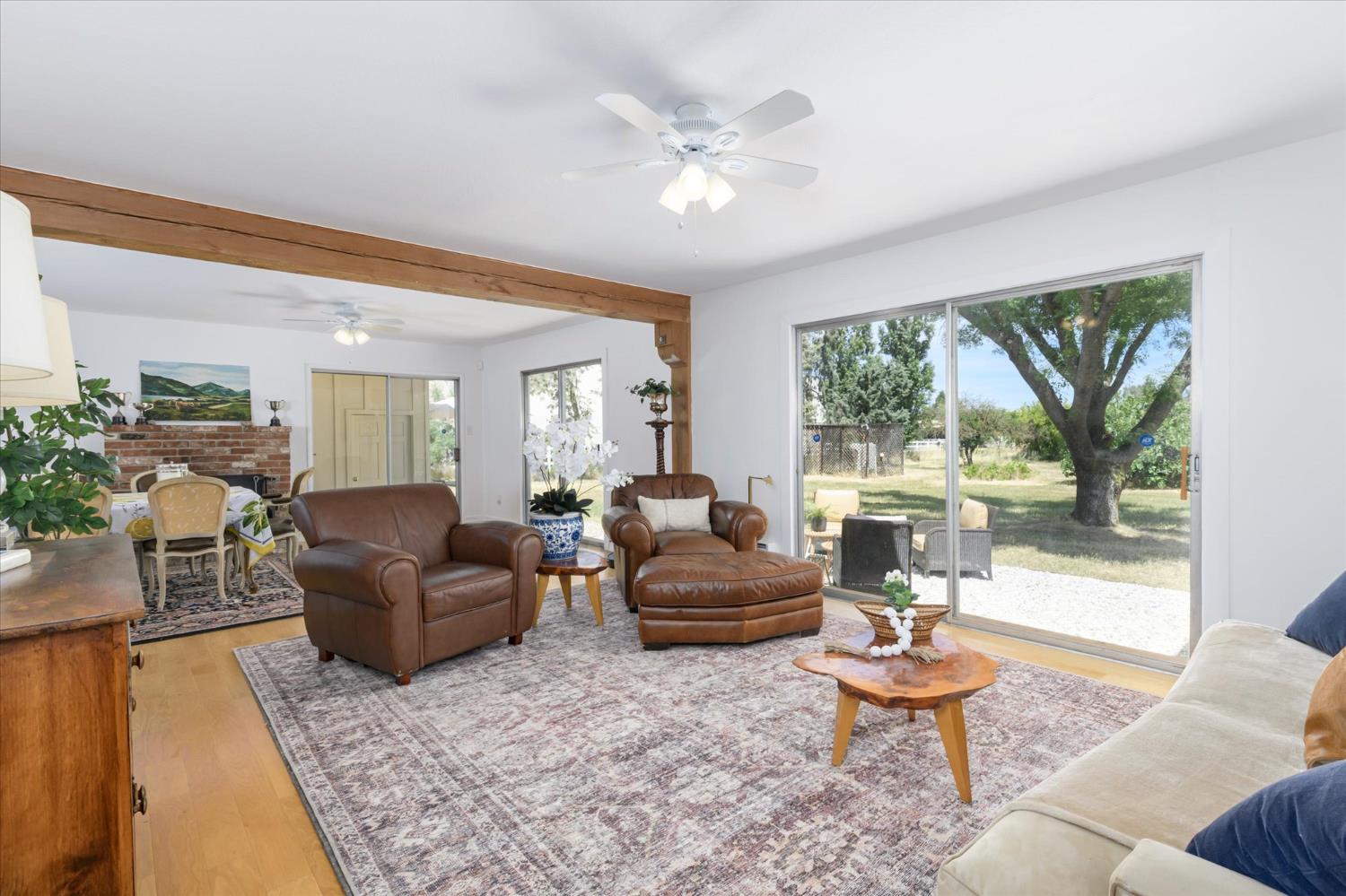 Detail Gallery Image 10 of 56 For 25233 County Road 96, Davis,  CA 95616 - 4 Beds | 2 Baths