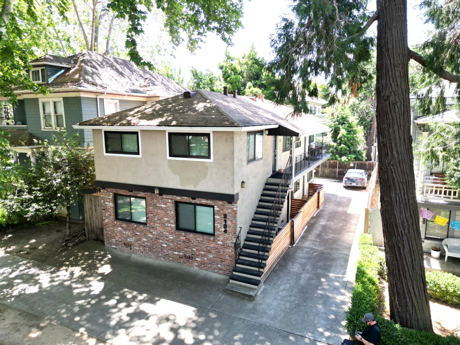Detail Gallery Image 1 of 70 For 2124 H St, Sacramento,  CA 95816 - – Beds | – Baths