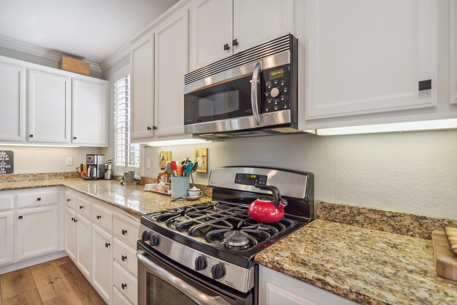 Detail Gallery Image 25 of 47 For 1214 Mill Way, Stockton,  CA 95209 - 4 Beds | 3 Baths