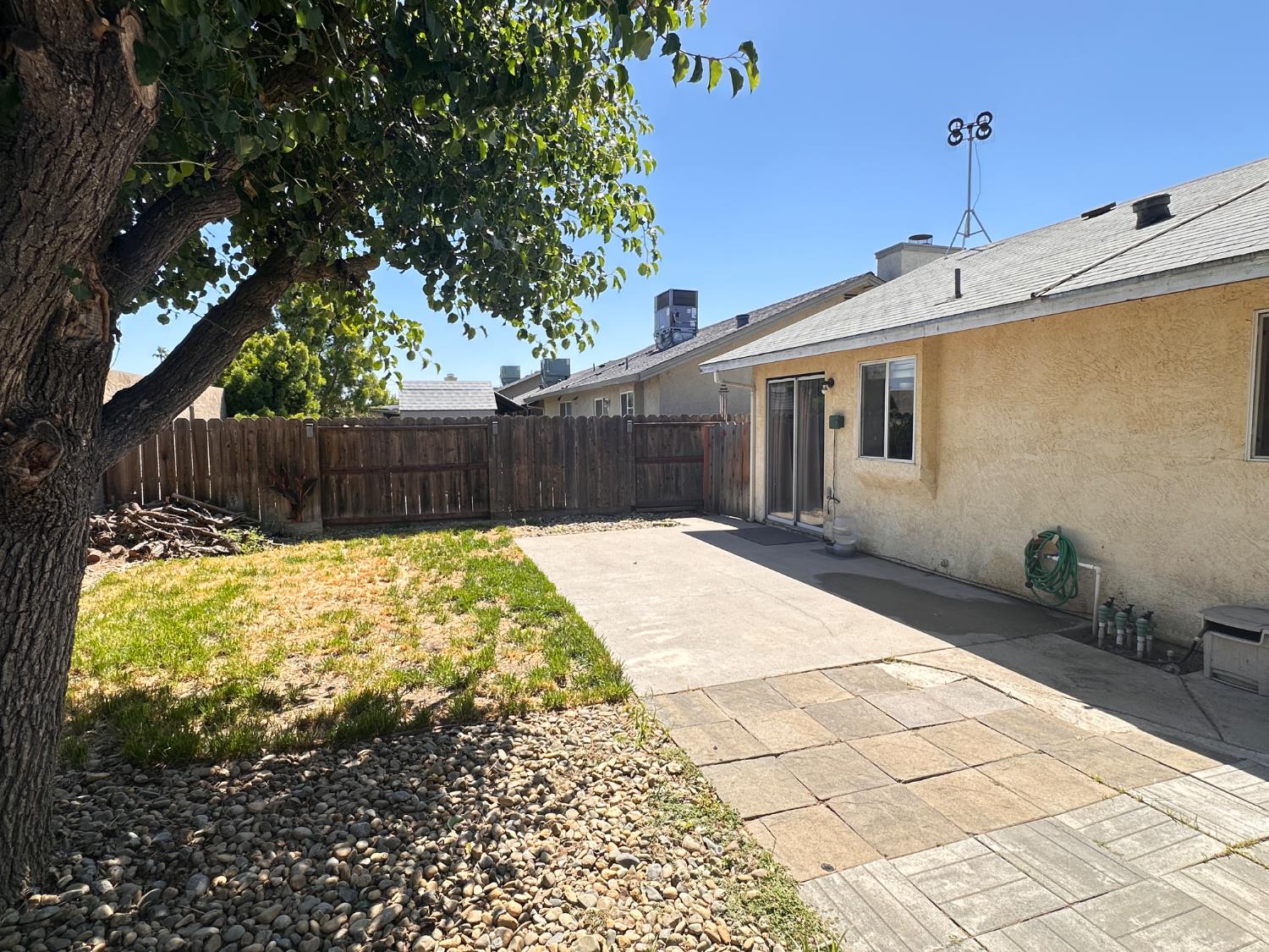 Detail Gallery Image 26 of 31 For 3431 Hawaii Ave, Riverbank,  CA 95367 - 3 Beds | 2 Baths