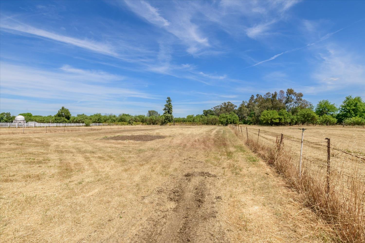 Detail Gallery Image 39 of 56 For 25233 County Road 96, Davis,  CA 95616 - 4 Beds | 2 Baths