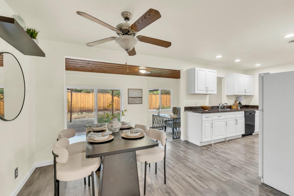 Detail Gallery Image 11 of 56 For 3000 Mission Ave, Carmichael,  CA 95608 - 3 Beds | 2 Baths