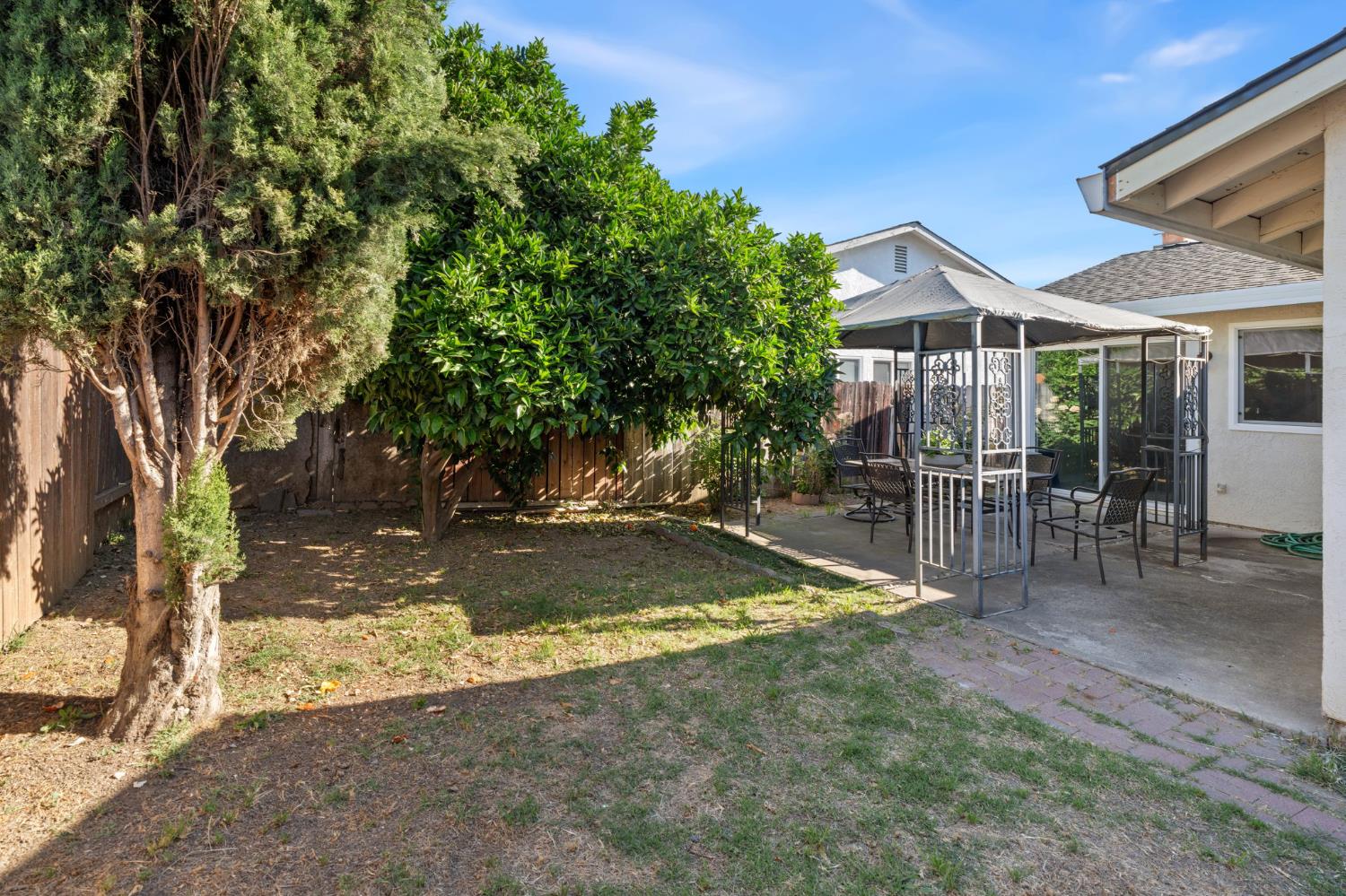 Detail Gallery Image 18 of 18 For 2911 Baronet Way, Sacramento,  CA 95833 - 3 Beds | 2 Baths