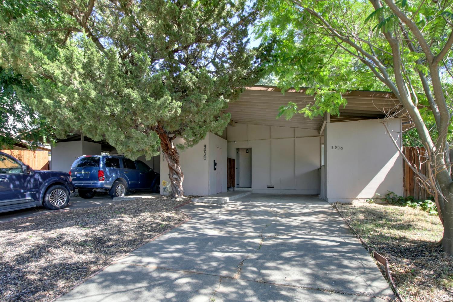Detail Gallery Image 12 of 43 For 4920 Douvan Ct, Carmichael,  CA 95608 - – Beds | – Baths