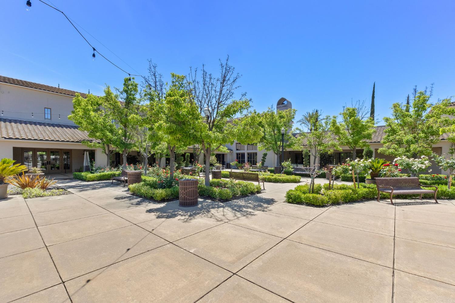 Detail Gallery Image 52 of 66 For 2339 Ryedale Ln, Sacramento,  CA 95835 - 2 Beds | 2 Baths