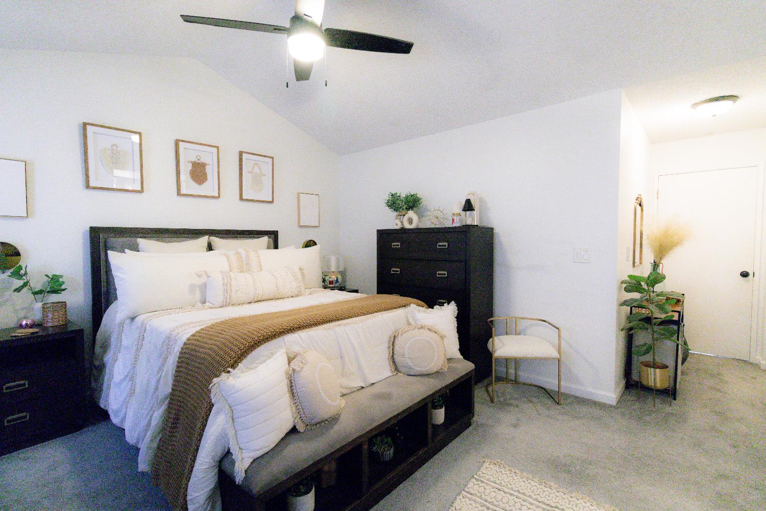 Detail Gallery Image 14 of 20 For 8 Tide Ct, Sacramento,  CA 95833 - 3 Beds | 2/1 Baths