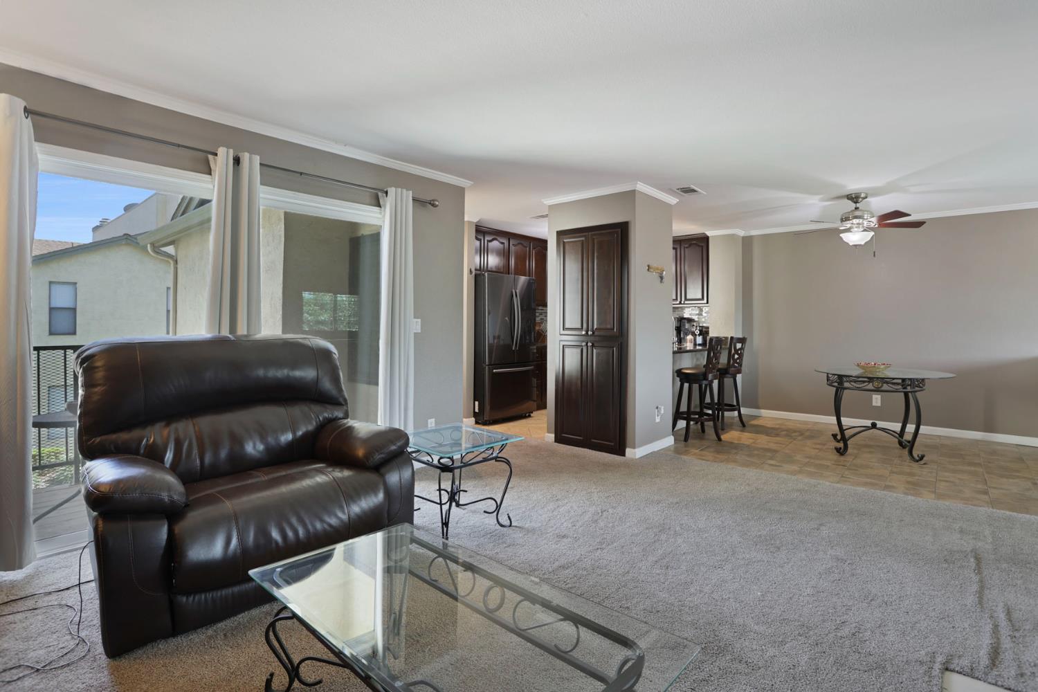 Detail Gallery Image 11 of 33 For 1615 Porter Way, Stockton,  CA 95207 - 2 Beds | 2 Baths