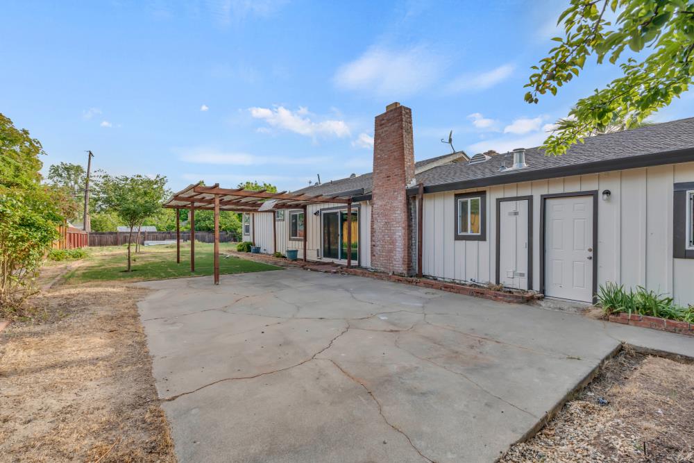 Detail Gallery Image 40 of 56 For 3000 Mission Ave, Carmichael,  CA 95608 - 3 Beds | 2 Baths