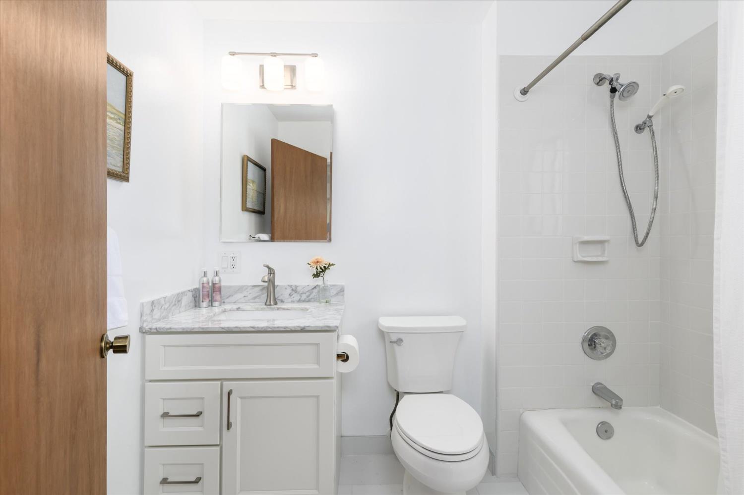 Detail Gallery Image 19 of 56 For 25233 County Road 96, Davis,  CA 95616 - 4 Beds | 2 Baths
