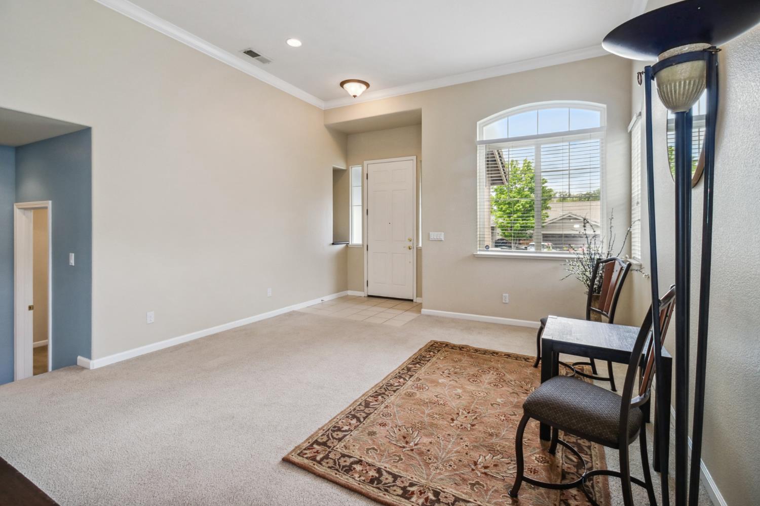 Detail Gallery Image 14 of 67 For 2039 Petruchio Way, Roseville,  CA 95661 - 4 Beds | 3 Baths