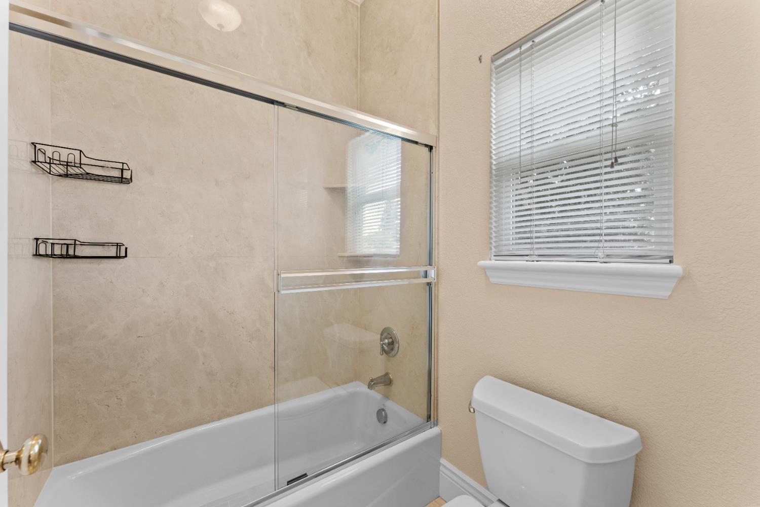 Detail Gallery Image 21 of 32 For 6604 Challis Ct, Citrus Heights,  CA 95610 - 3 Beds | 3 Baths