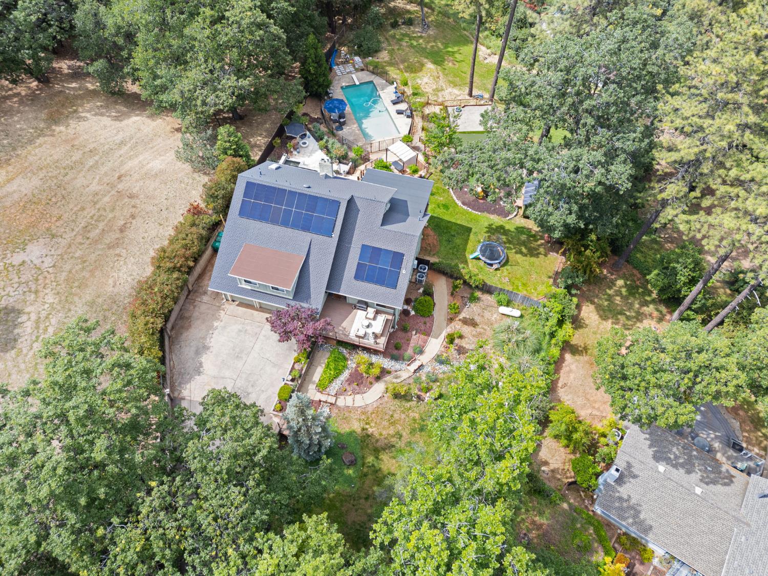 Detail Gallery Image 84 of 90 For 3379 Paloran Ct, Shingle Springs,  CA 95682 - 4 Beds | 3 Baths