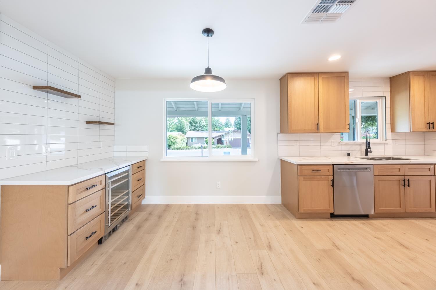 Hidden Valley Circle, Fair Oaks, California image 9