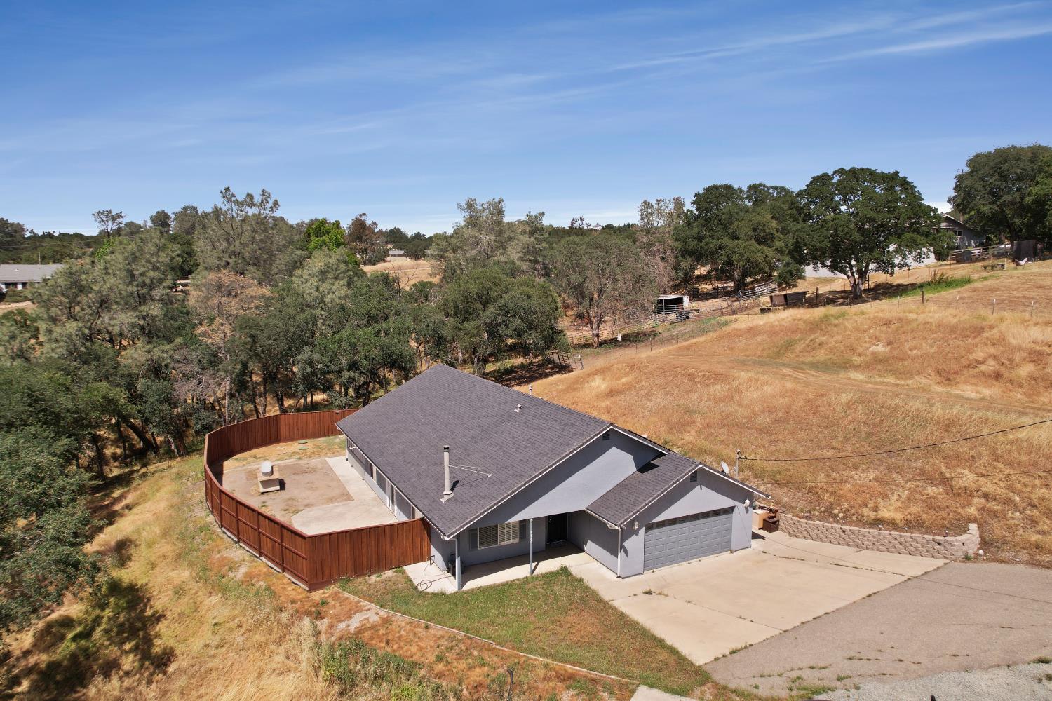 Detail Gallery Image 5 of 40 For 8760 Greer Way, Valley Springs,  CA 95252 - 3 Beds | 2 Baths